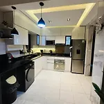 Alis Villa